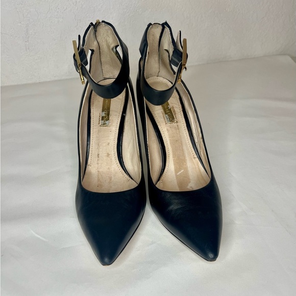 Louise et Cie Black Ankle Strap Heels - Picture 2 of 9